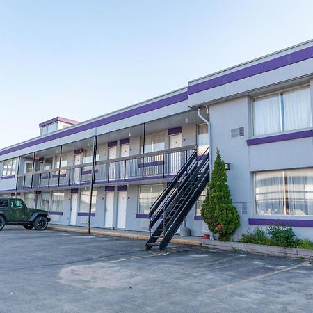 Knights Inn Норт-Бей Екстер'єр фото